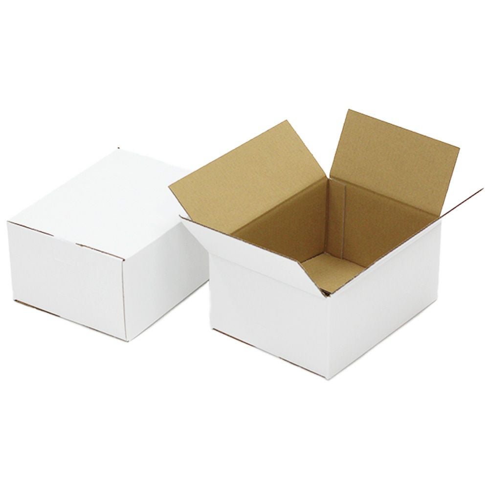 60サイズ白ダンボールを空けた画像