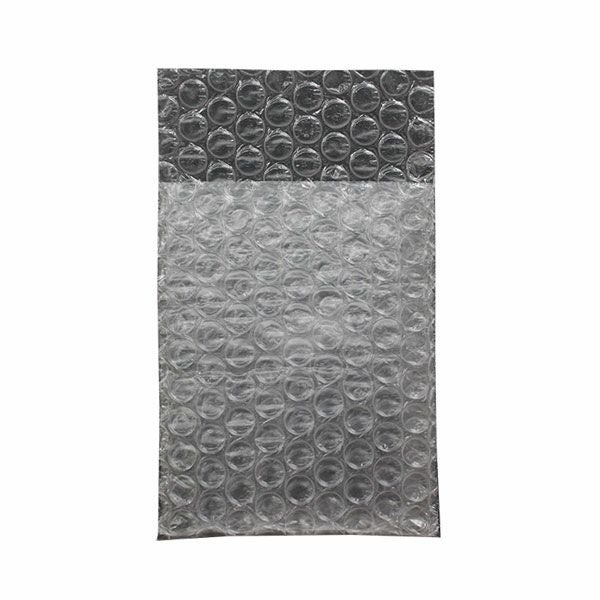 黒色のプチプチ袋